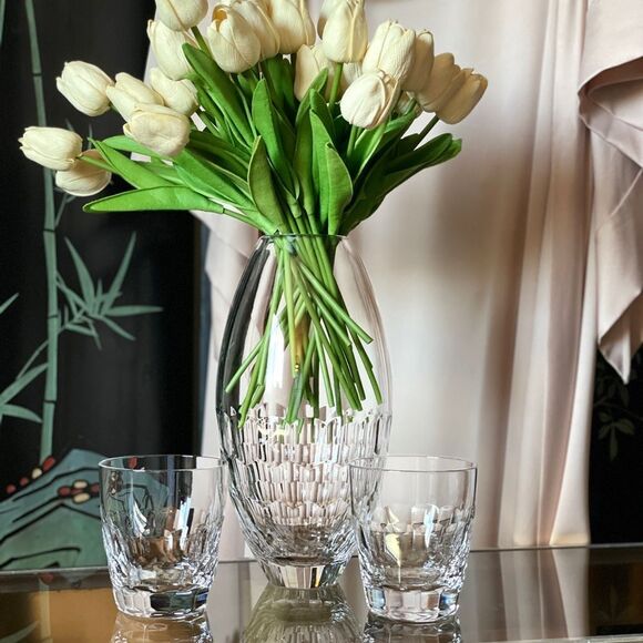 ♥️ WATERFORD
CRYSTAL MONIQUE LHUILLIER ATELIER
10.5" VASE, excellent condition. - Picture 9 of 9